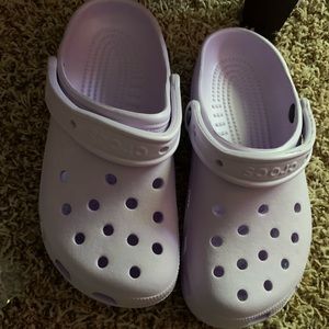 Light purple crocs